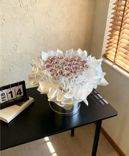 30 Stems｜Sweetheart Rose Box